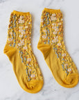 Women's Romantic Floral Socks: Oatmeal