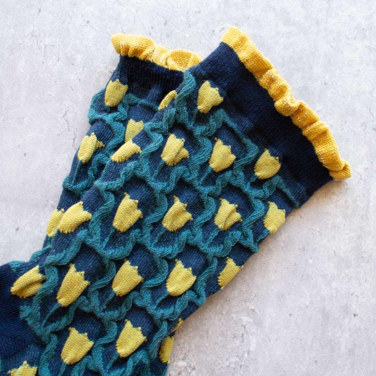 Romantic Floral Socks: Cream/Blue