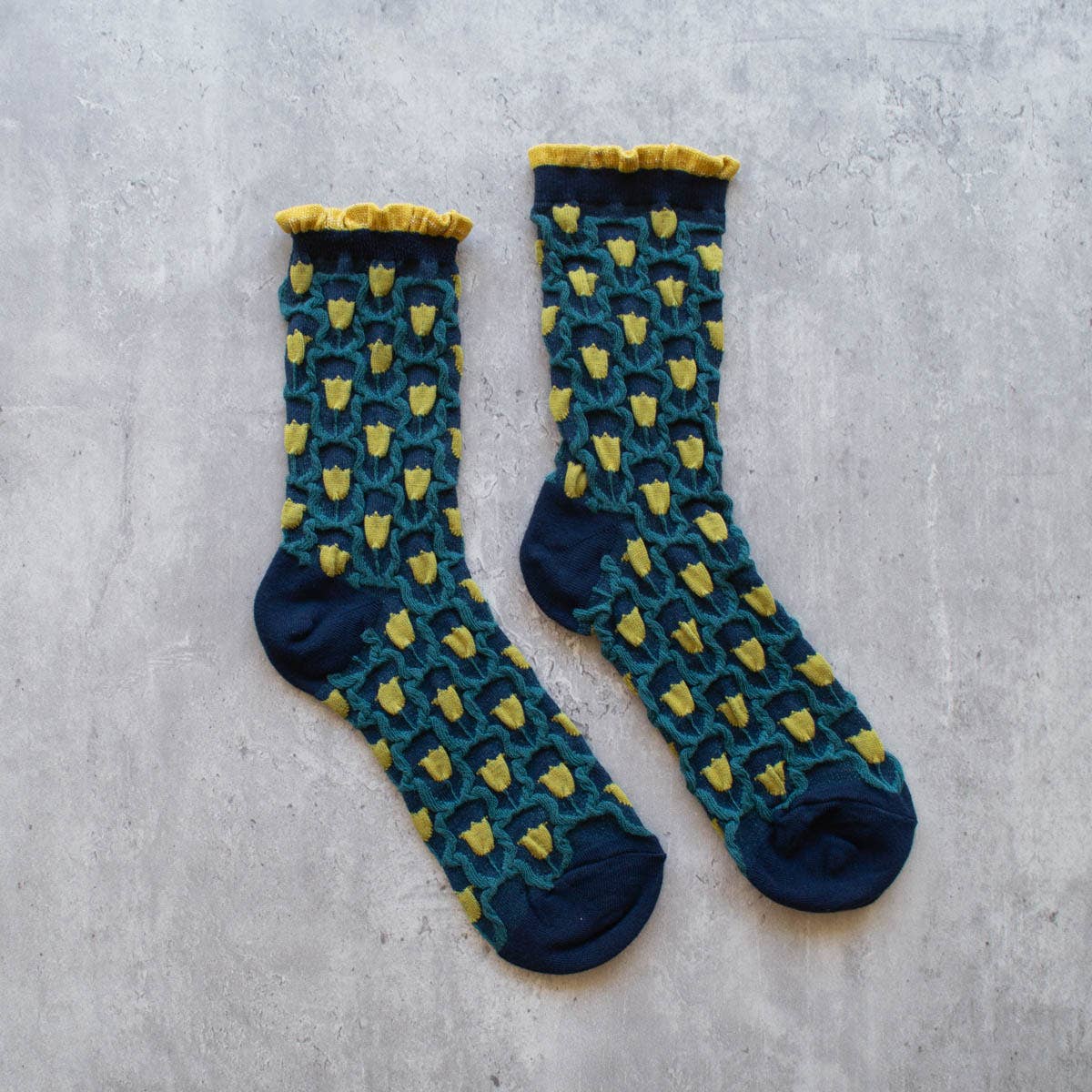 Romantic Floral Socks: Cream/Blue