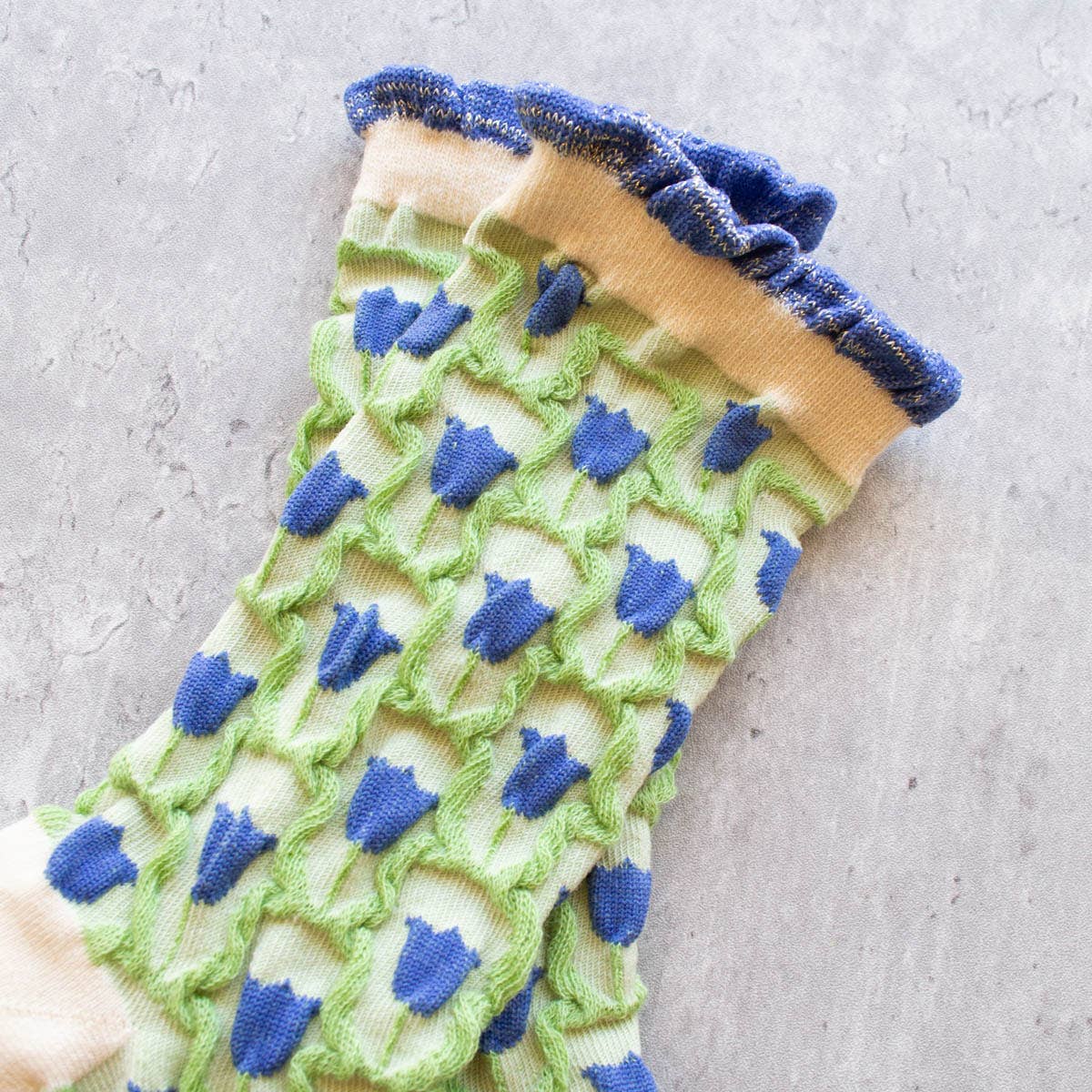 Romantic Floral Socks: Cream/Blue