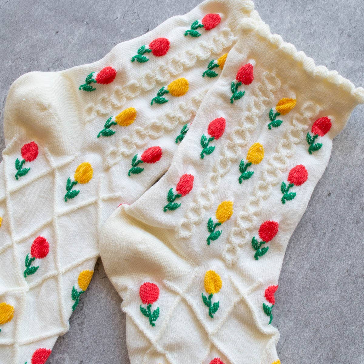 Tulip Flower Casual Socks: Sage