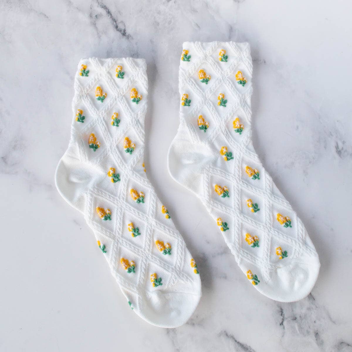 Floral Casual Socks: Cream/Pink