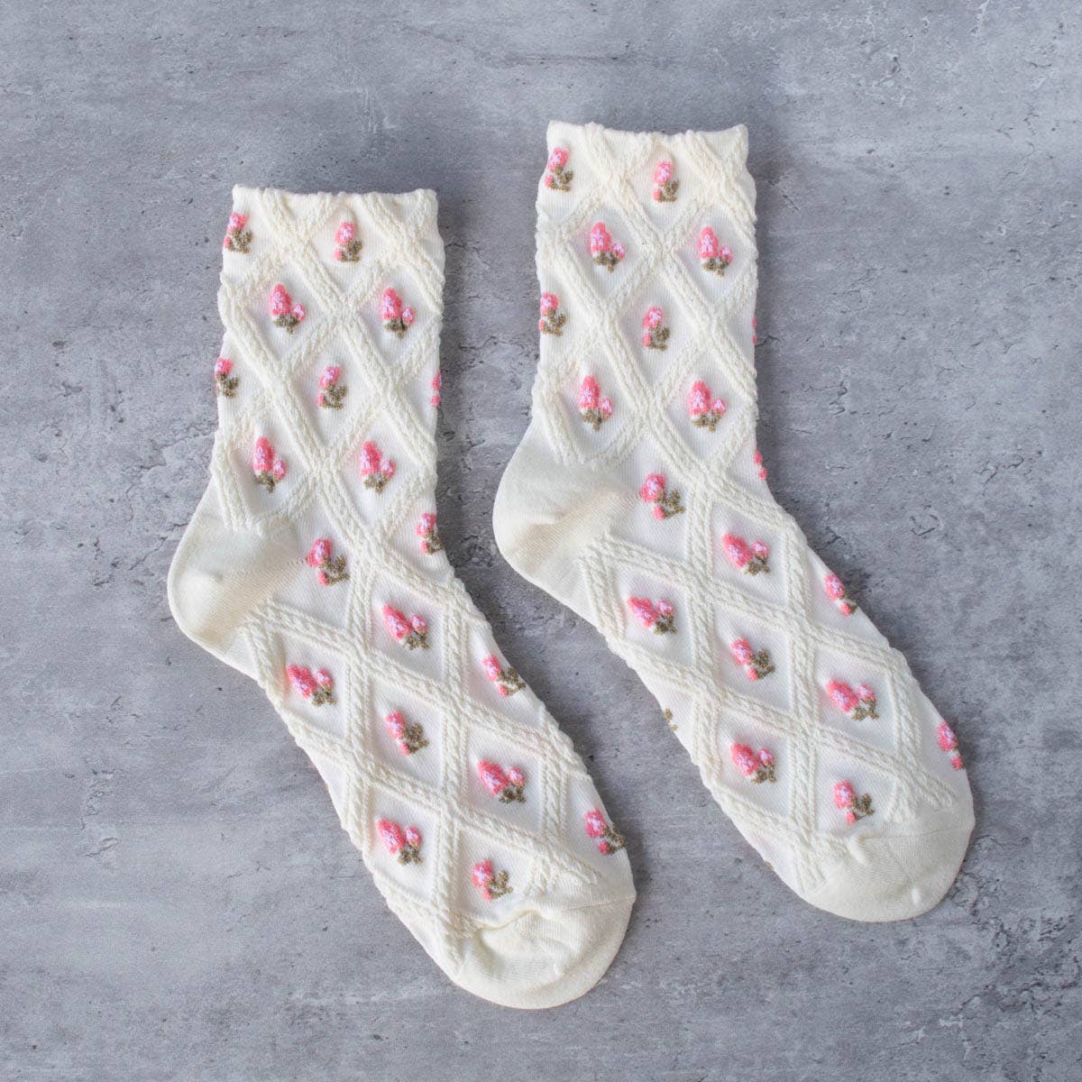 Floral Casual Socks: Cream/Pink