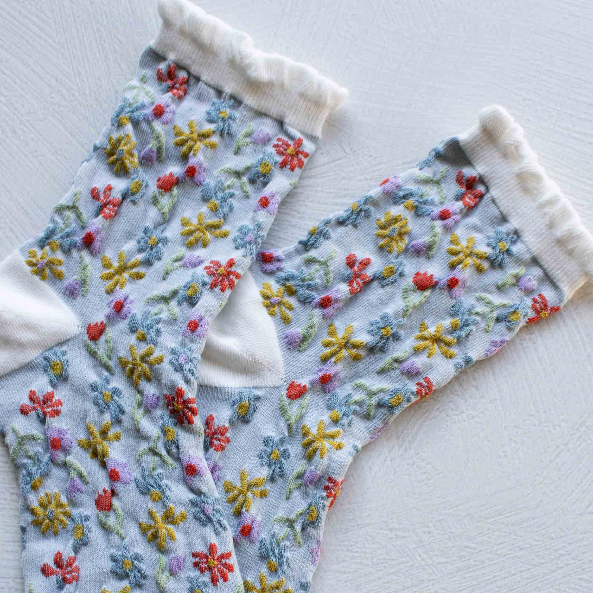 Love Floral Casual Socks: Pink