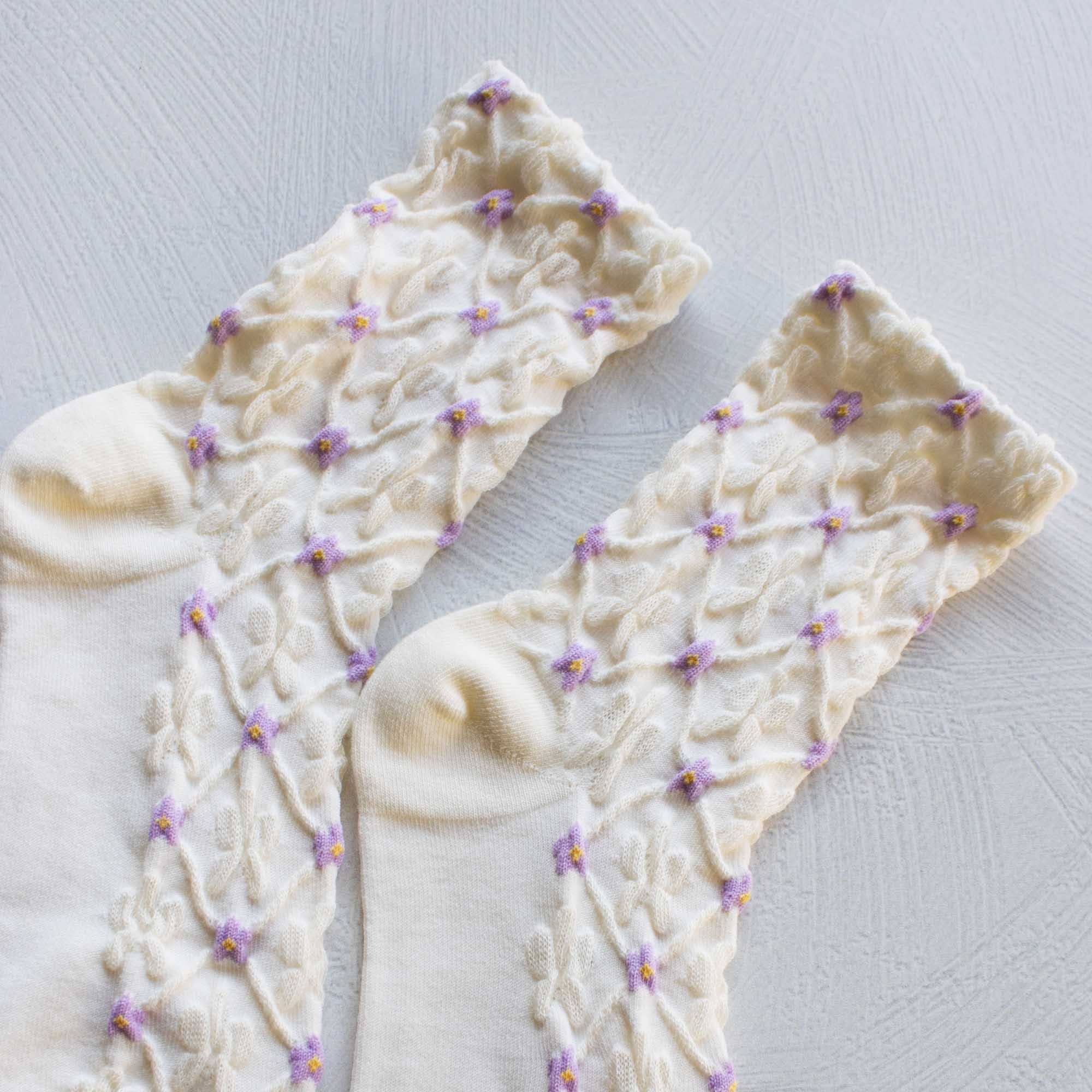 Blossom Casual Socks: Lilac/Ivory