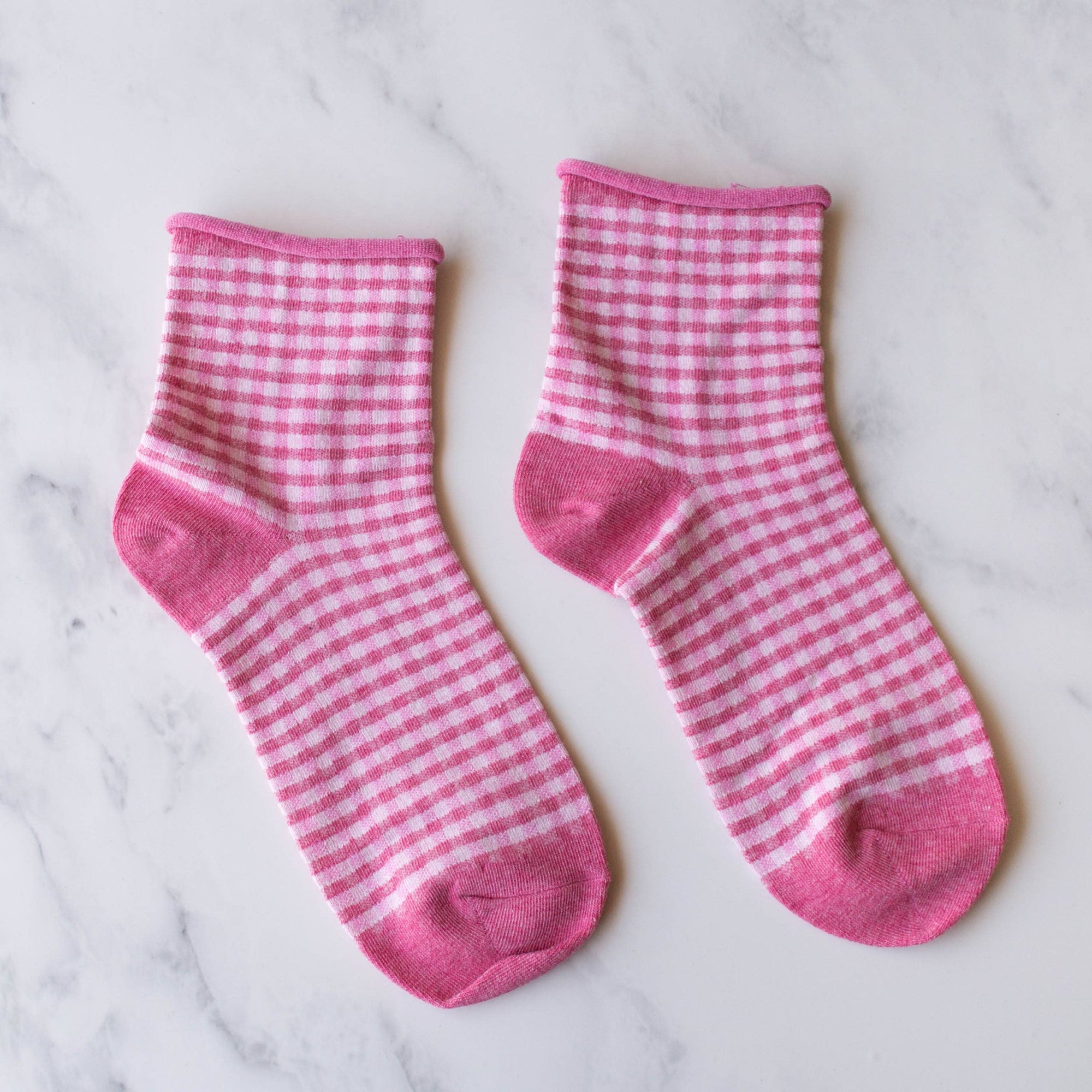 Picnic Mid Crew Socks: Oatmeal Red