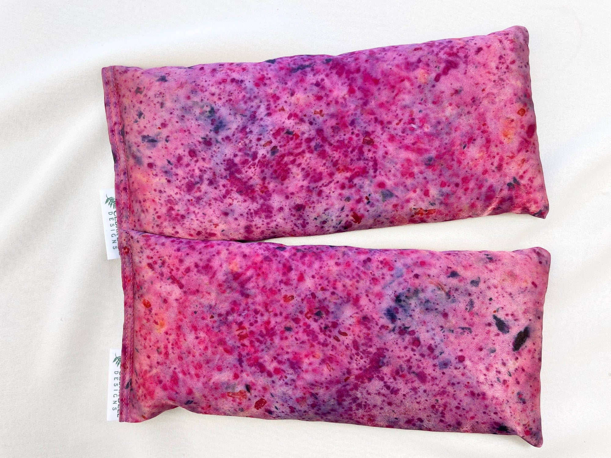 Naturally Dyed Silk Eye Pillow with Organic Filling: Multicolor Speckes