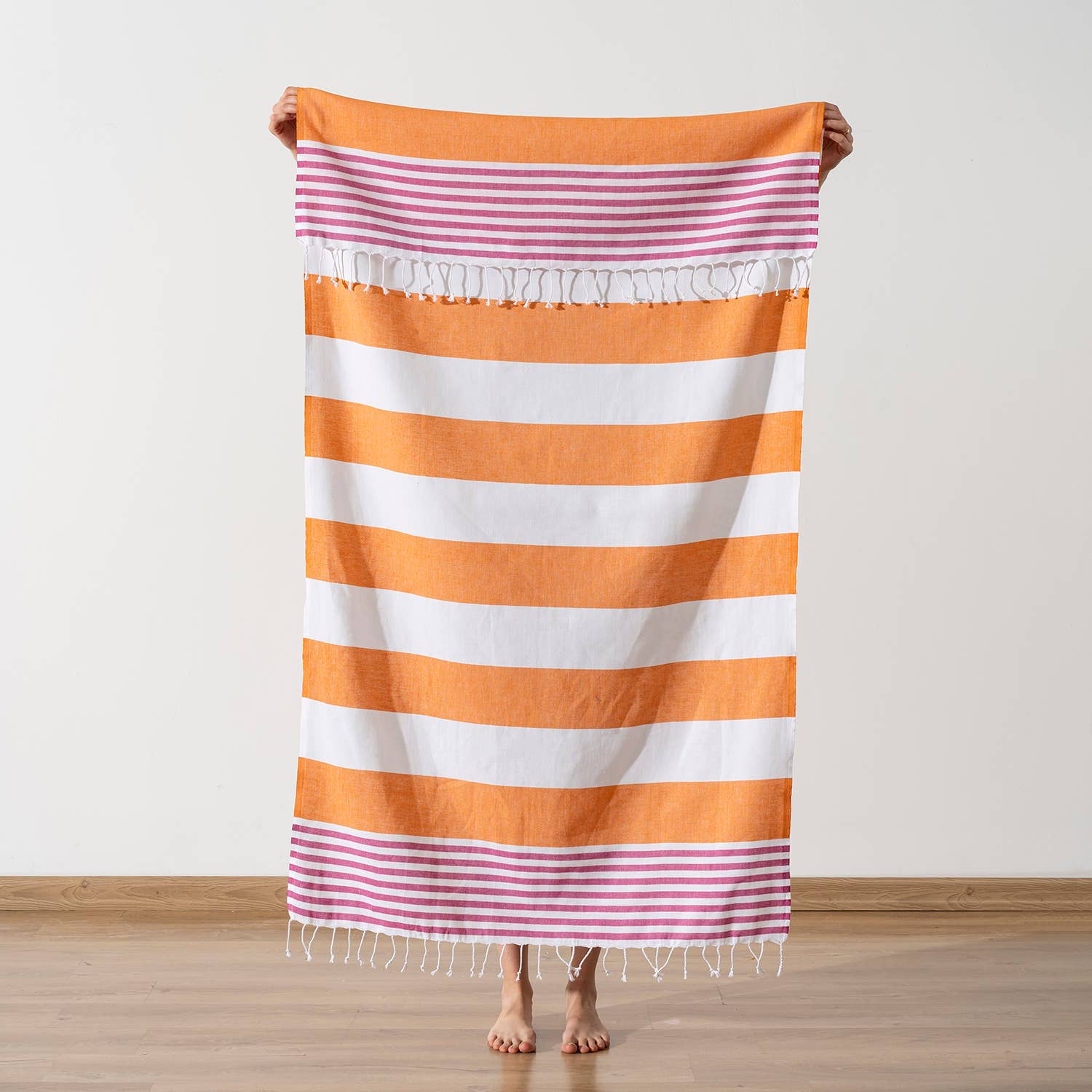 Light Weight 100% Cotton Beach Towels - Red/Navy